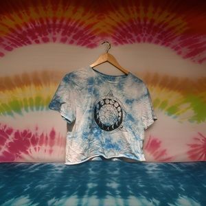 Moon phases cropped tee